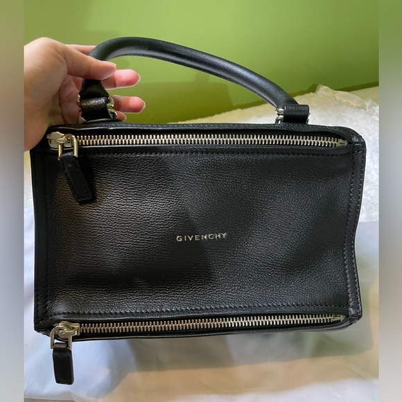 Givenchy Black Pandora Bag🖤 - Picture 3 of 13